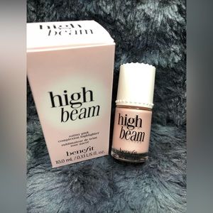 NIB- Benefit High Beam Satiny Pink Complexion Highlighter